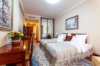 Отель Alanda Hotel Нур-Султан Стандартный двухместный номер с 2 отдельными кроватями-3