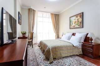 Отель Alanda Hotel Нур-Султан Стандартный двухместный номер с 1 кроватью-4