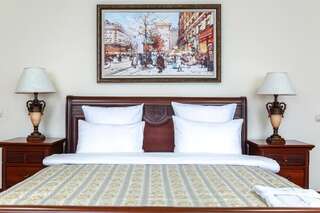 Отель Alanda Hotel Нур-Султан Стандартный двухместный номер с 1 кроватью-5